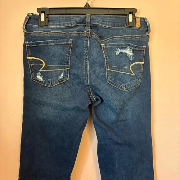 💙American Eagle Blue Jeggings with Distressed Details - Picture 4 of 7